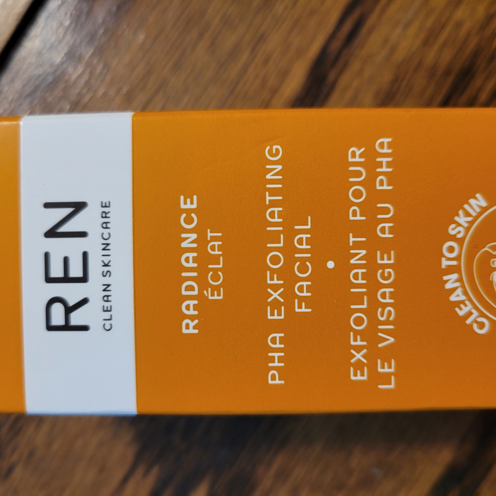 NEW NIB Clean Skincare Radiance PHA Exfoliating Facial - Orange